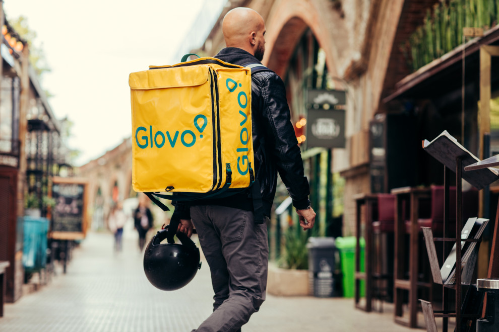 Сервис доставки Glovo запустился в Польше путем поглощения PizzaPortal за 35 млн евро