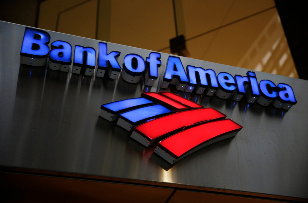 Уоррен Баффет приобрел акции Bank of America на $800 млн