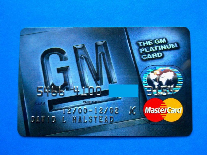 Goldman Sachs покупает бизнес GM по выпуску кредитных карт за $2,5 млрд