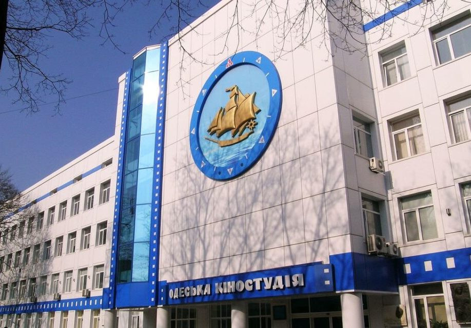 Новоиспеченный министр культуры продал 25% "Одесской киностудии"