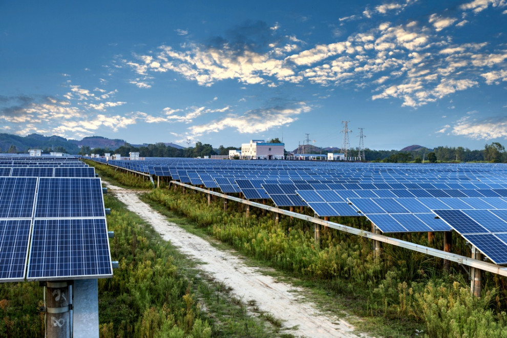 Инвесторы в "зеленую" энергетику ставят на паузу строительство новых солнечных электростанций (СЭС)