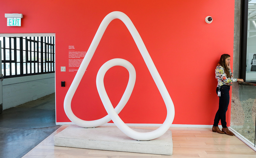 Капитализация Airbnb в ходе IPO превысила $100 млрд