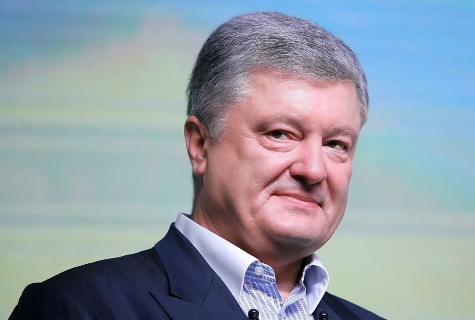 Петр Порошенко купил телеканал «Прямой» после угрозы наложения санкций  