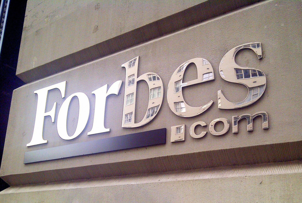 Forbes объединяется со SPAC-компанией ради выхода на биржу