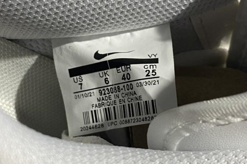 Brookfield купує гонконгського постачальника етикеток для Nike на суму до $900 млн