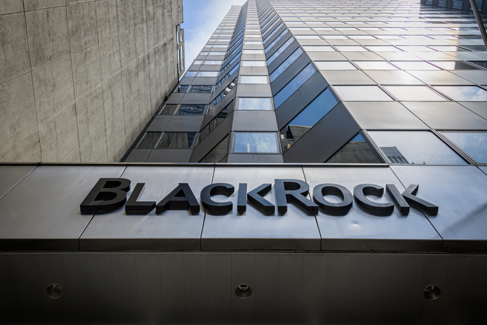 BlackRock залучає $4,5 млрд для інвестицій в інфраструктуру