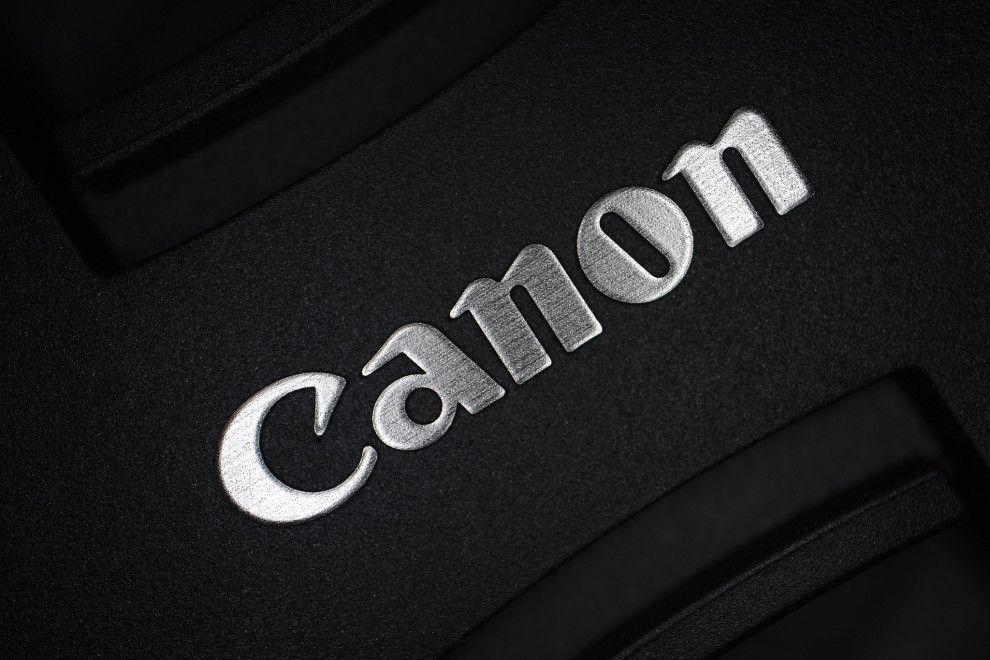 Canon збудує завод за $350 млн з виробництва обладнання для ключових мікросхем