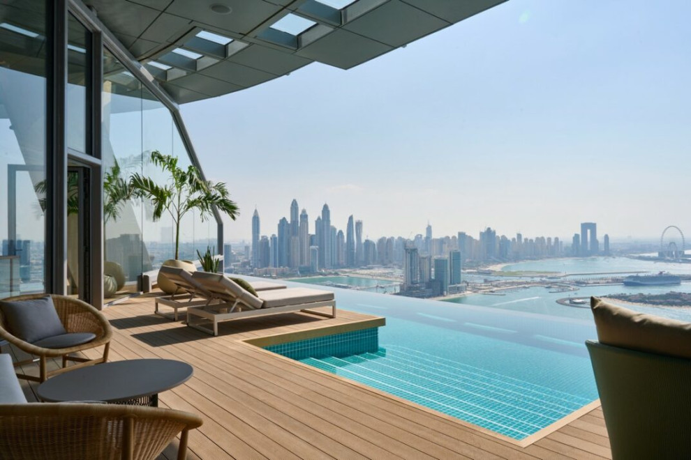 Мукеш Амбани стал владельцем самой дорогой виллы в Дубае за $163 млн