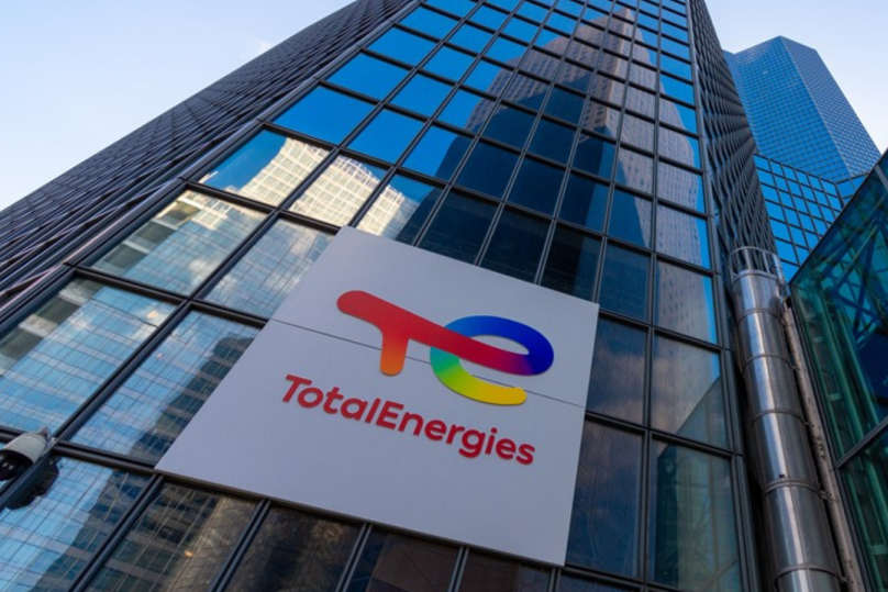 Французская TotalEnergies инвестирует $1,5 млрд в проект добычи газа в Катаре