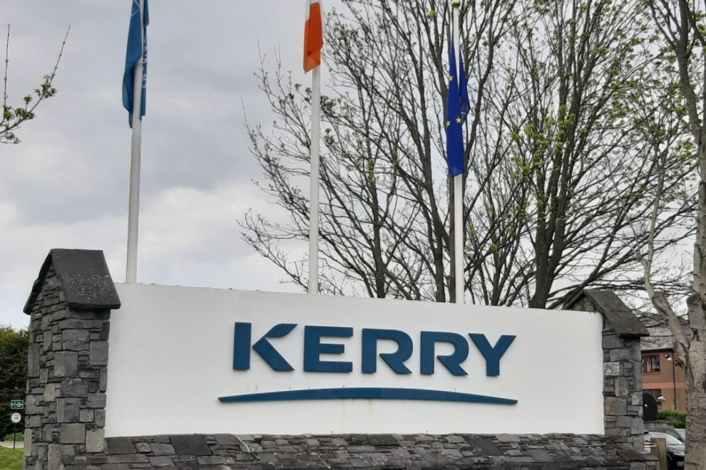 Ірландська харчова компанія Kerry продає бізнес із виробництва солодощів за €500 млн