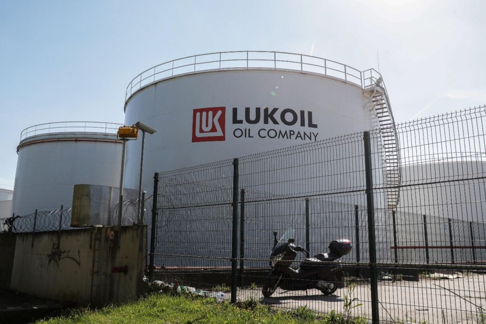 Лукойл продає свій найбільший НПЗ в Італії групі G.O.I. ENERGY