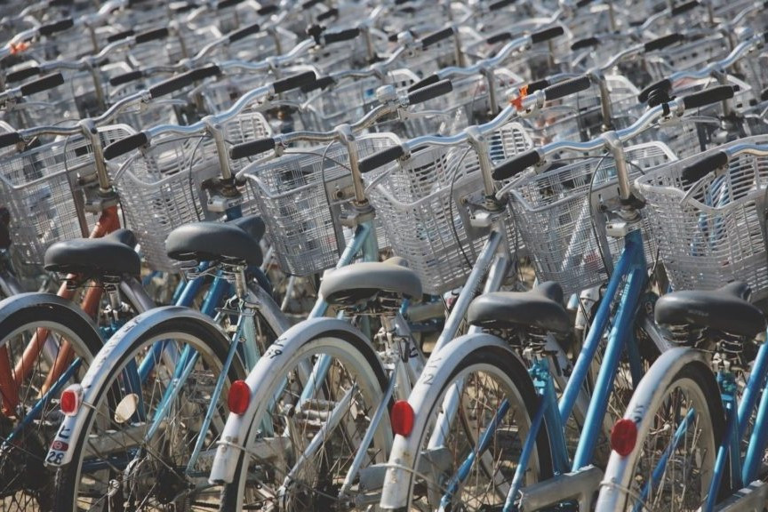 Glovo plans to create the first bicycle parking in Ukraine for UAH 5 million