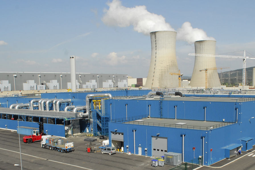 Франція направить €1,8 млрд на розширення уранового заводу задля скорочення залежності від росії
