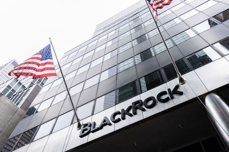 Активы крупнейшего в мире управляющего капиталом BlackRock выросли до $9,4 трлн 