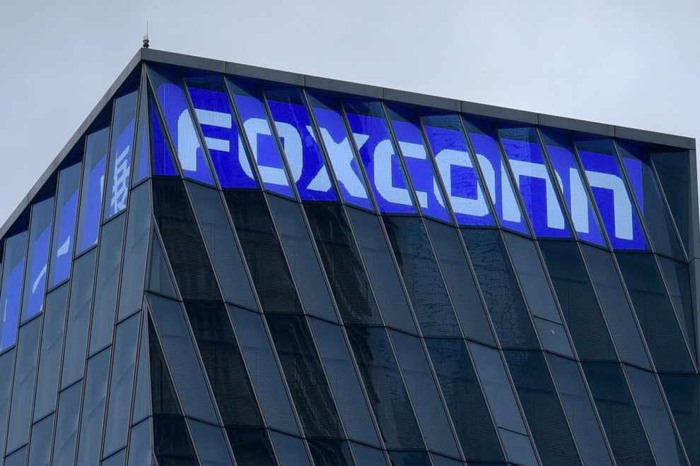 Foxconn инвестирует $600 млн в производство микросхем и корпусных компонентов для iPhone в Индии