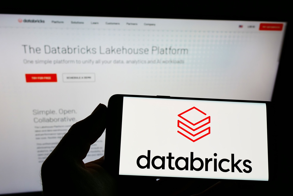 Databricks залучила $500 млн при оцінці $43 млрд і планує додаткові інструменти ШІ