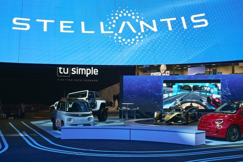 Stellantis та Samsung будуватимуть другий завод з виробництва акумуляторів у США