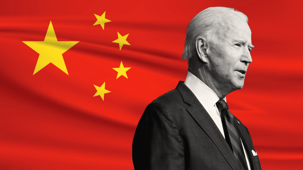 Джо Байден обмежує технологічні інвестиції США у Китай