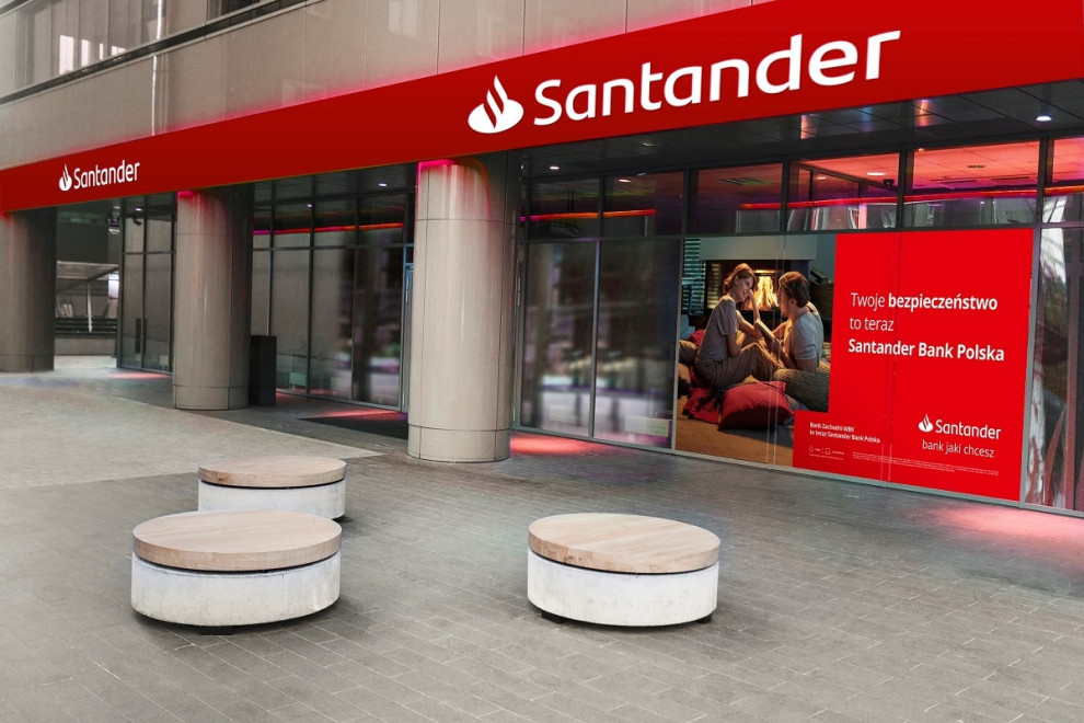Santander Bank покупает долю в кредитном портфеле Signature Bank за $1,1 млрд