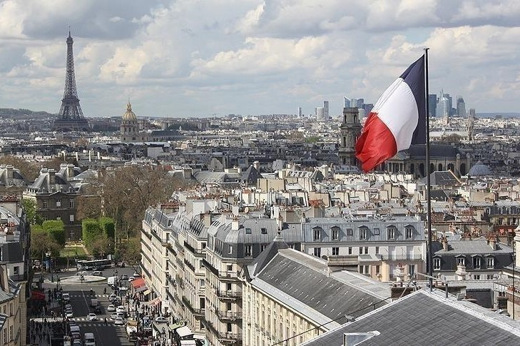Франція посилить контроль над іноземними інвестиціями у місцеві компанії