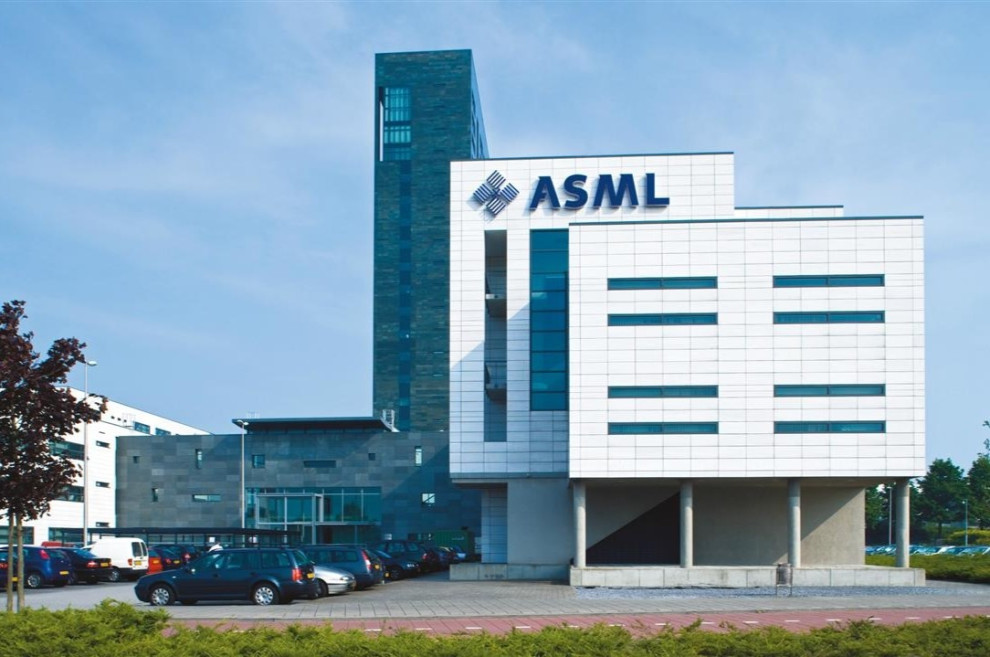 Нідерланди інвестують €2,5 млрд у регіон Ейндховен, щоб утримати там техгіганта ASML