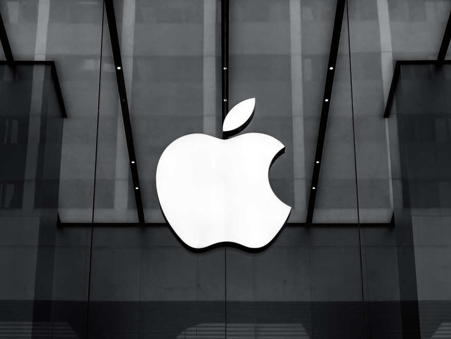 Apple готується до найбільшого у своїй історії викупу акцій на суму $110 млрд