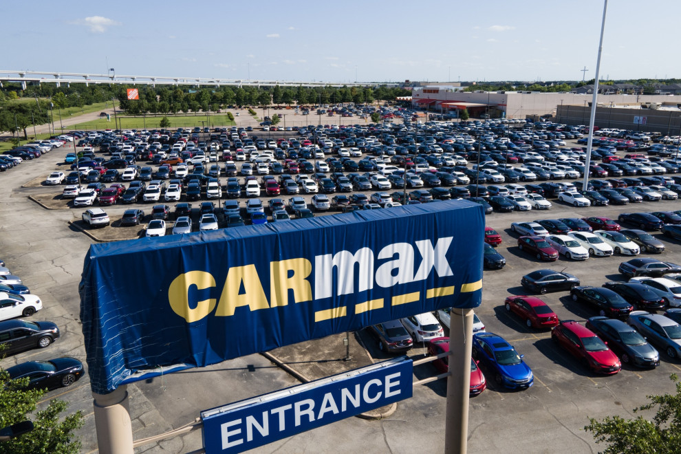Авторитейлер CarMax залучить $1,25 млрд від продажу облігацій після втрати прибутку