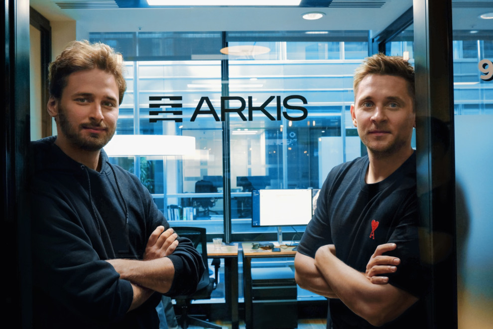 Криптостартап Arkis з фаундерами-українцями залучив $2,25 млн, серед інвесторів Roosh Ventures