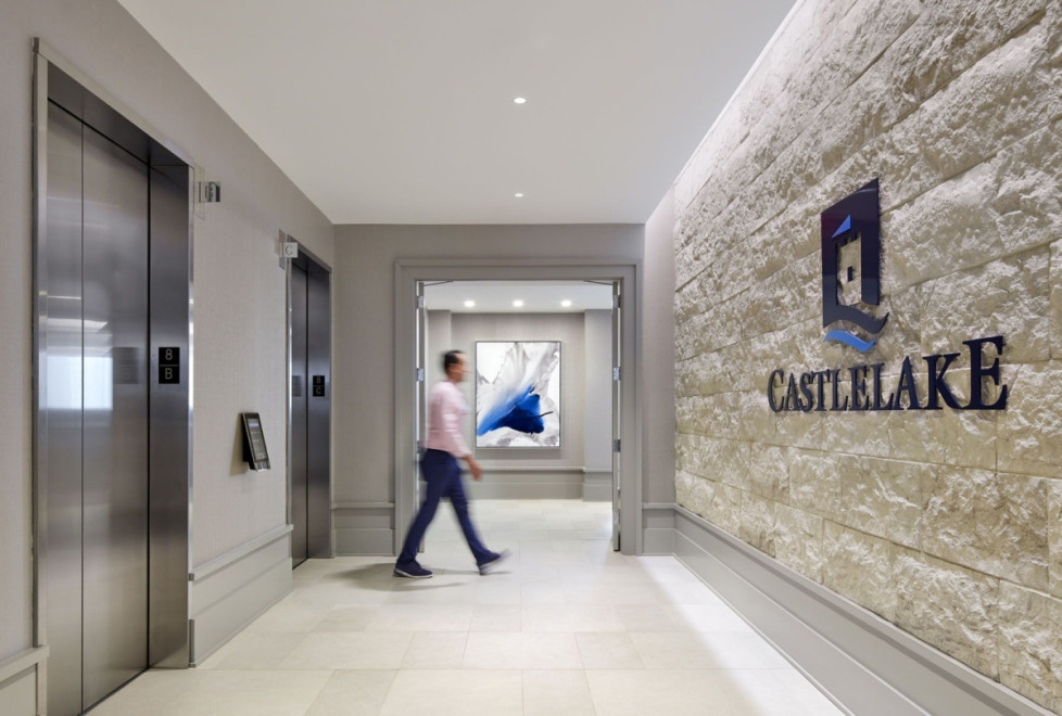 Канадская Brookfield инвестирует $1,5 млрд в частного кредитного менеджера Castlelake