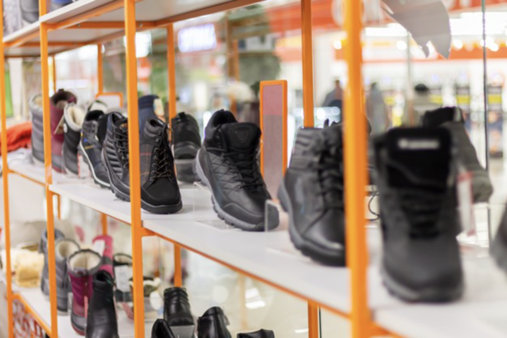 Ukrainian light industry giant Tekstil-Kontakt bought a shoe factory in Chigirin