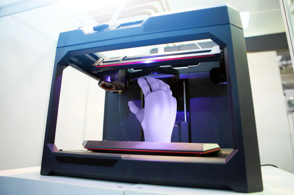 В Буче на Киевщине построят госпиталь с 3D-принтерами для печати протезов