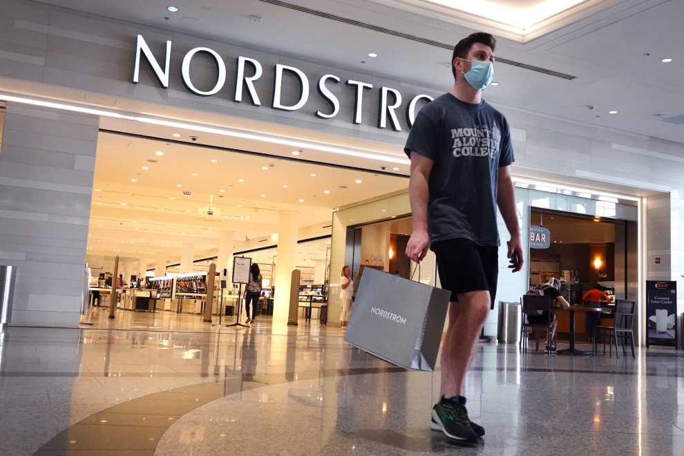 Семья Нордстрем сделает из ритейлера Nordstrom частную компанию в рамках сделки на $4 млрд