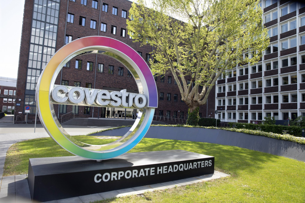 ADNOC приобретет производителя пластмассы Covestro примерно за €14,4 млрд