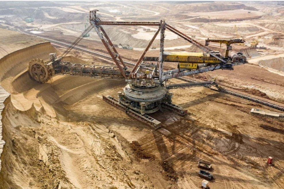 Dmytro Firtash sold the license of the Motronivsky Mining Plant