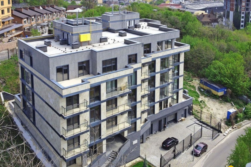 Ковальська виходить на ринок проммайданчиків купивши Еталон Девелопмент у партнера InCo Home