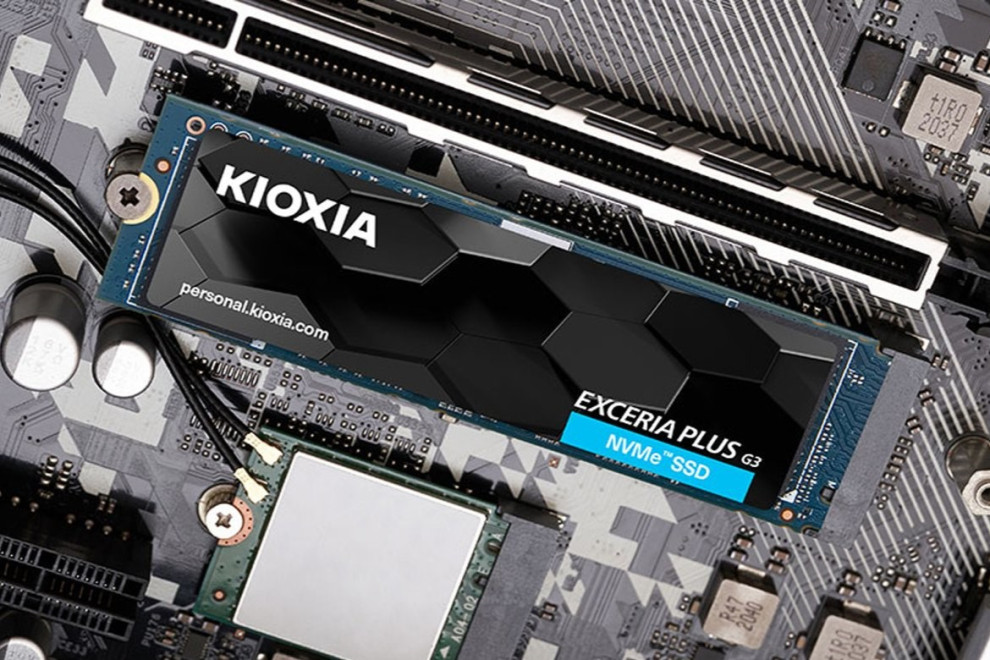 Американский фонд Bain продает пакет акций японского производителя чипов Kioxia на $2 млрд