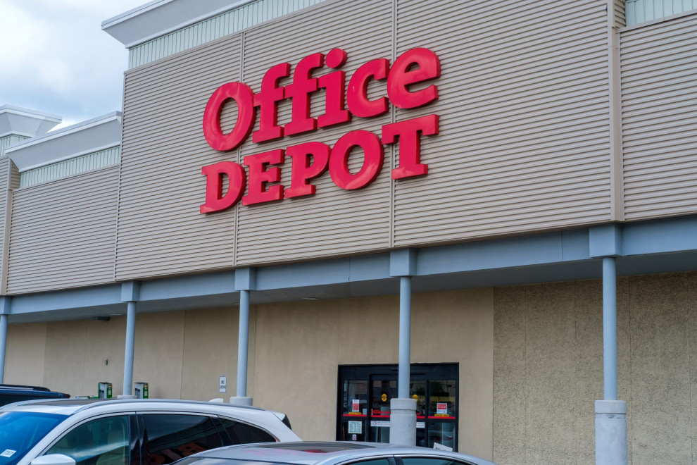Власника мережі магазинів канцтоварів Office Depot продадуть за $1 млрд