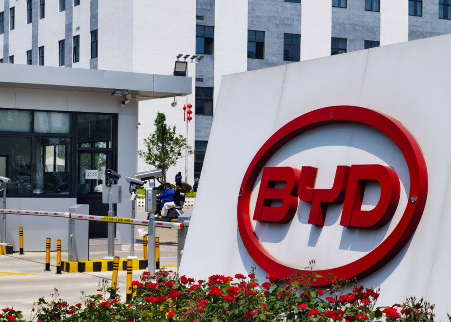 Китайский автогигант BYD планирует построить четыре завода в Европе