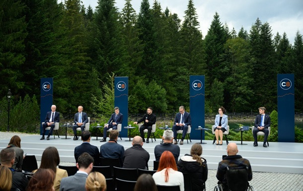 Україна запропонувала країнам «Карпатської вісімки» інвестувати $10,7 млрд у 90 проєктів
