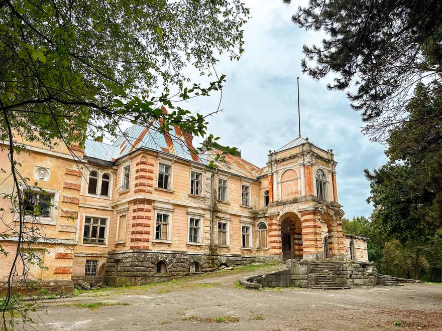 Палац у Роздолі перетворять на п’ятизірковий комплекс: EFI Group інвестує €15 млн