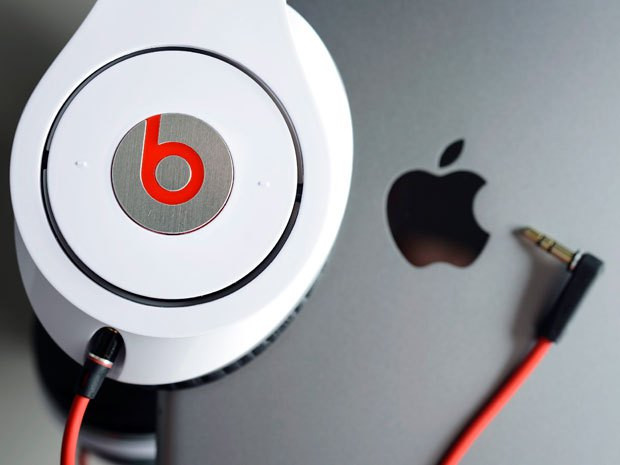 Apple может поглотить производителя наушников Beats Electronics за $3,2 млрд