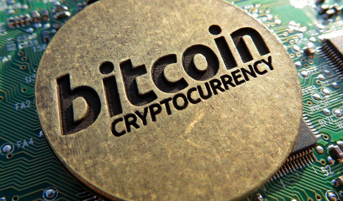 Компания EBay планирует ввести виртуальную валюту Bitcoin
