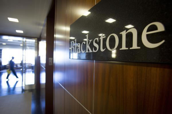 Инвесткомпания Blackstone покидает Россию
