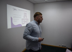 На Demo Day онлайн акселератора FeelGoodLabs один из стартапов привлек инвестиции $50 000