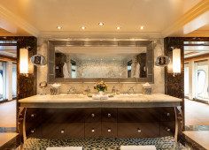 Александр Ярославский продает свою яхту Kaiser за €49,5 млн