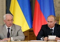 Нагрузка на экономику толкает Азарова предпринять 