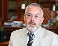 Табачник ищет инвестиции в образование