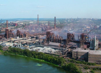 Абрамович продает Днепродзержинский КХЗ Ахметову