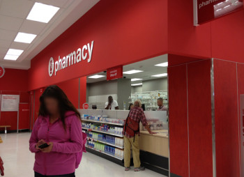 CVS Health покупает аптечный бизнес компании Target за $1,9 млрд