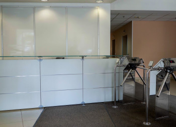 Торгово-офисный центр в Киеве на Подоле